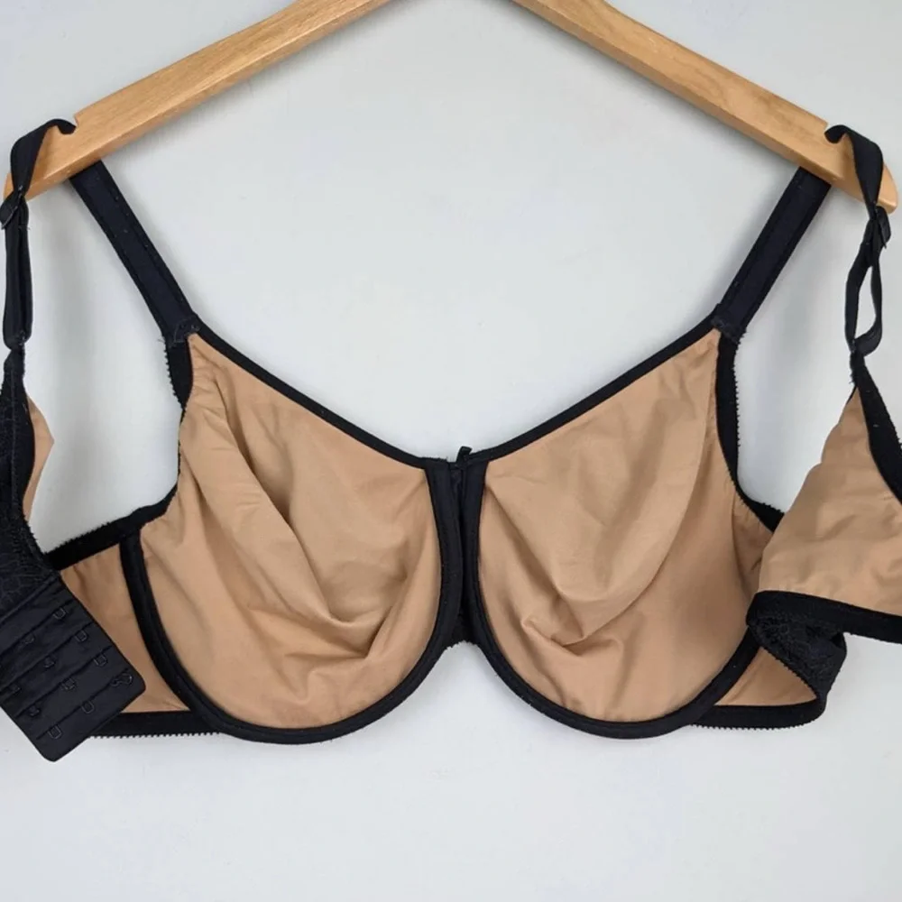 Chantelle C Magnifique Minimizer lightly lined full coverage Bra 42D black NWOT - Picture 9 of 12